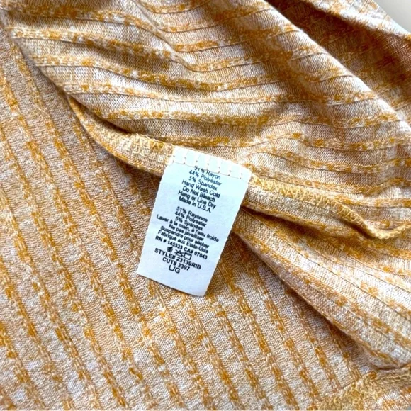 W5 Sleeveless Tie Front Button Down Top Tan - Picture 6 of 8